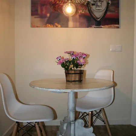 1 Noques Apartament *